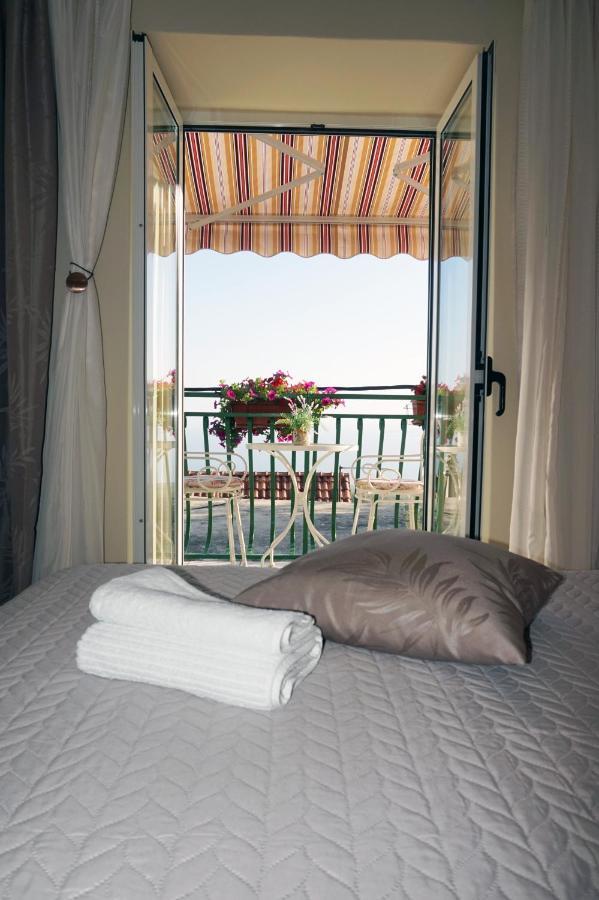 Holiday House Terezija Baska Voda Bagian luar foto