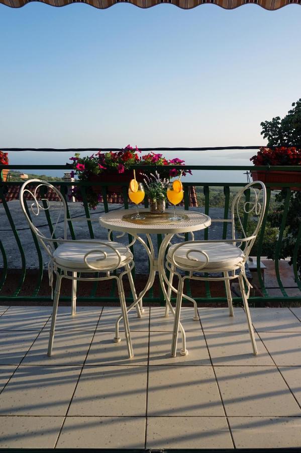 Holiday House Terezija Baska Voda Bagian luar foto